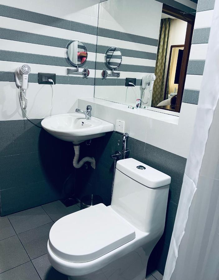 Hotel Seapark Kollam Buitenkant foto