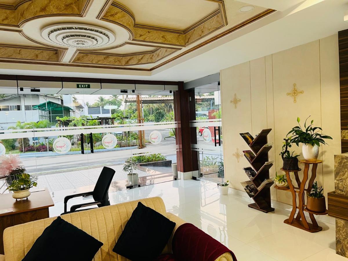 Hotel Seapark Kollam Buitenkant foto