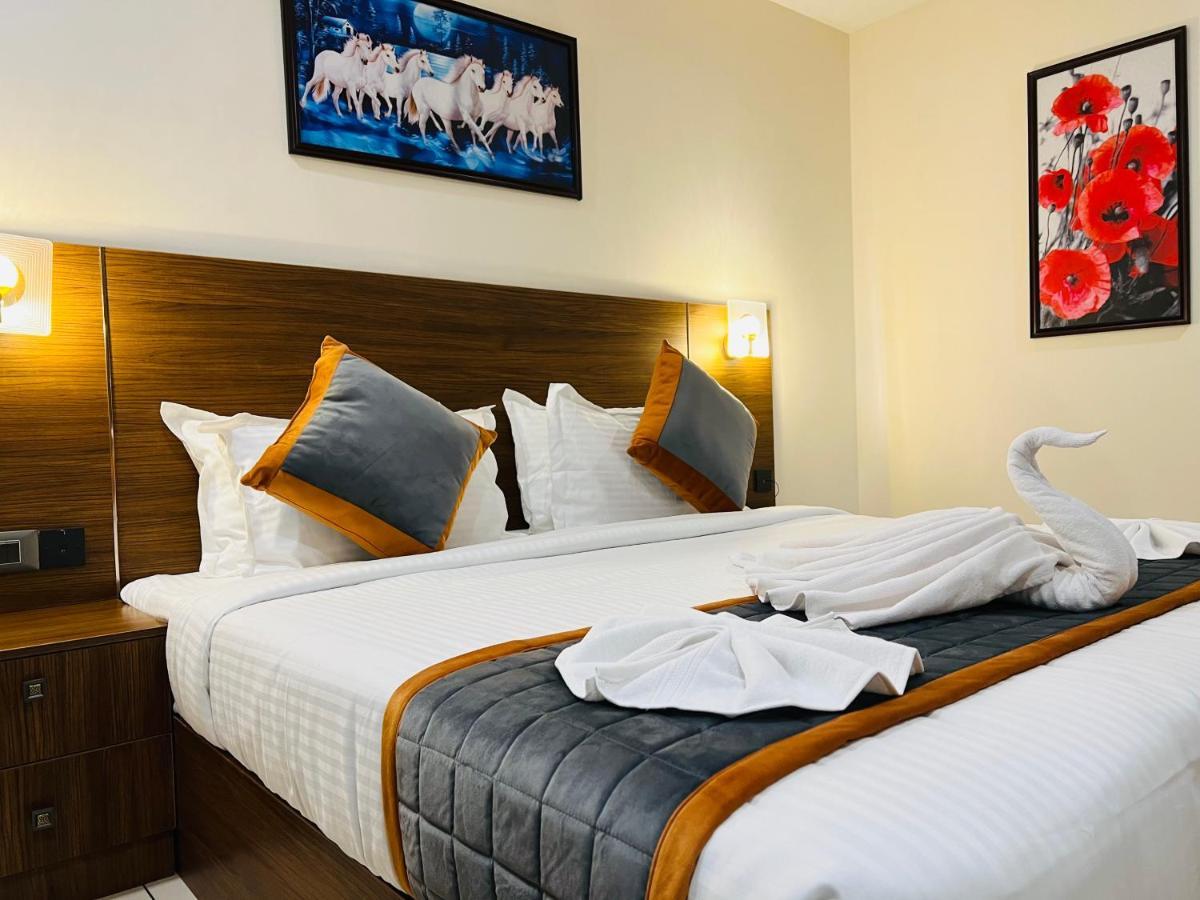 Hotel Seapark Kollam Buitenkant foto